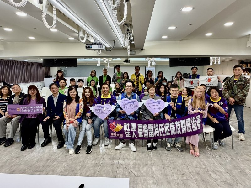 「即刻行動，從心出發」 台北邑德扶輪社聯合各界捐贈呼吸化痰機  守護雷特氏症病童呼吸安全