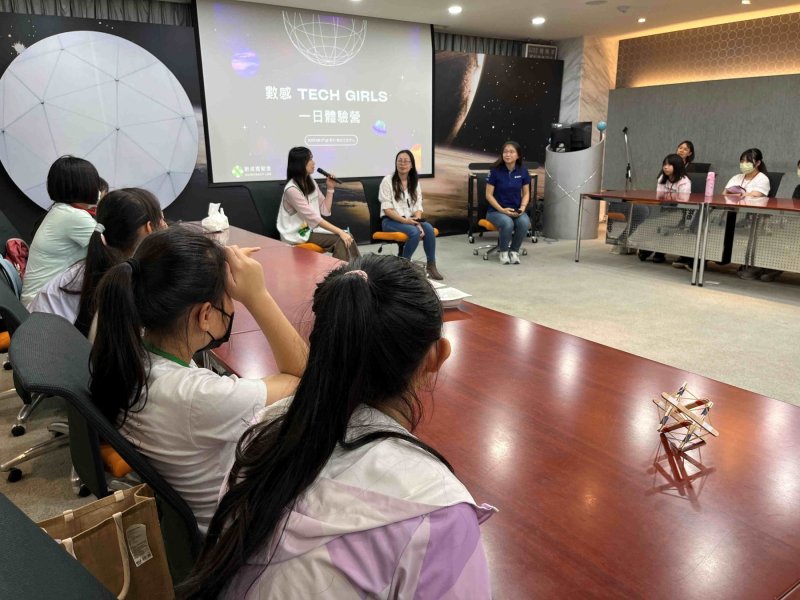 看見她的力量 多元STEM學習方案陪伴女學生勇敢探索科學