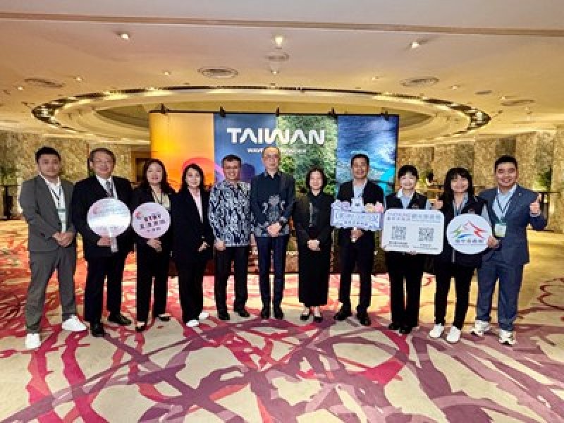 中市積極拓展東南亞旅遊市場 觀旅局偕觀光業者赴馬來西亞辦「台灣旅展」