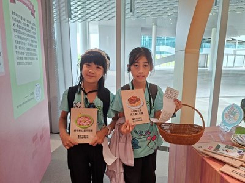 到圖書館也能逛市場、採買點餐！中市圖「驚奇市場」開出孩子專屬閱讀菜單