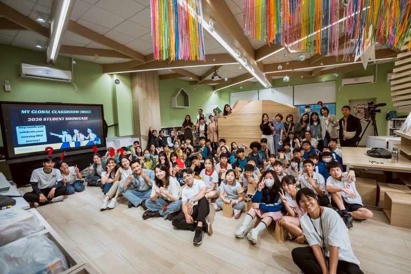 Learning should be fun！臺北MGC首度跨校跨學層成果發表，師生語力全開、阿諾老師驚喜現身
