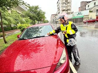 台中市交通局與委外廠商目前共有約260位停車收費人員.jpg 台中市交通局與委外廠商目前共有約260位停車收費人員.jpg