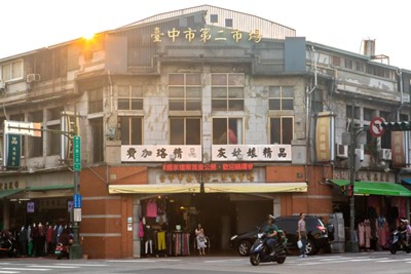 暑假到台中入住特色文創旅宿 深度漫遊舊城