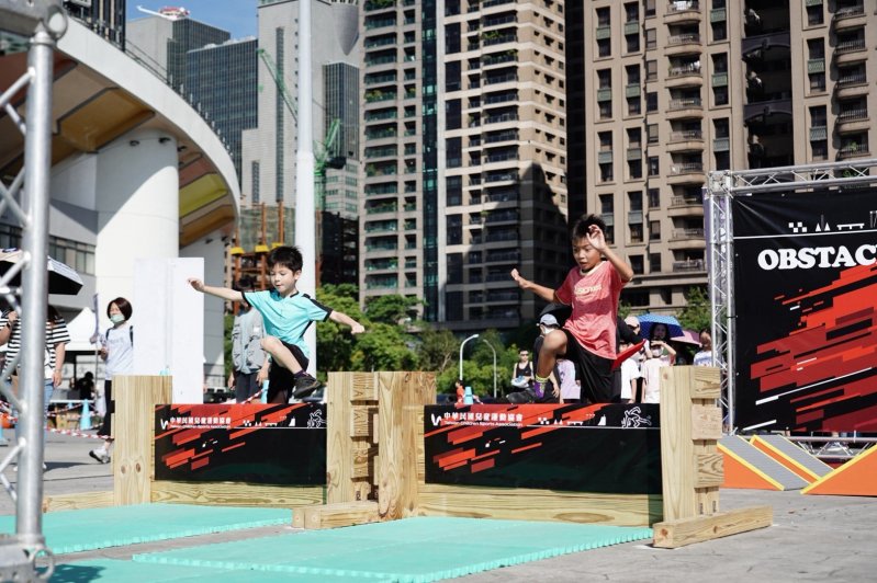 2026親子FUN水藝動派對9/19、20新北市美術館園區登場 玩水x體能挑戰x戰鬥陀螺 1,500個免費名額7/29開搶