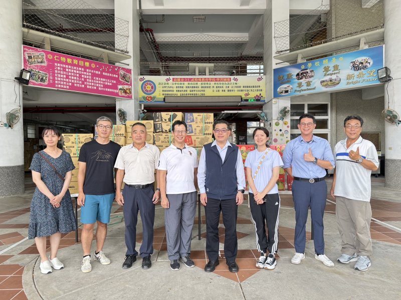 中油公司大林煉油廠前往仁武特殊教育學校中秋送暖