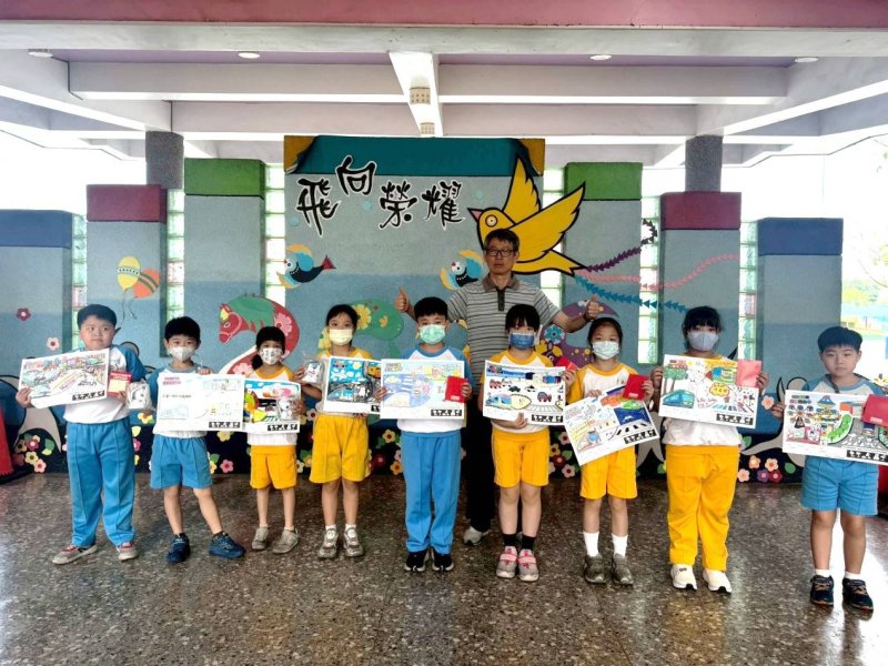 台中市政府交通局與教育局攜手雙十國中、力行國小,共同舉辦 台中市政府交通局與教育局攜手雙十國中、力行國小,共同舉辦