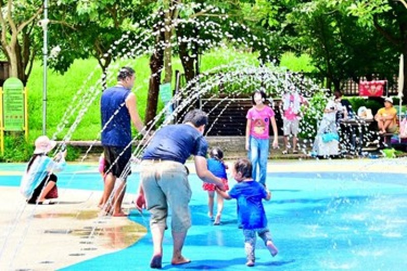 潭雅神綠園道大雅中科公園旁戲水區2 潭雅神綠園道大雅中科公園旁戲水區2