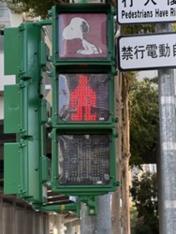 透過生動可愛動畫增添路口互動與交通安全宣導效果