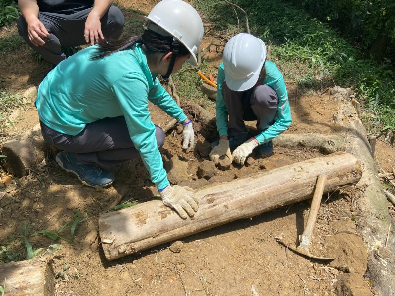 民眾參與手作步道實作情形(114年活動資料照) 民眾參與手作步道實作情形(114年活動資料照)