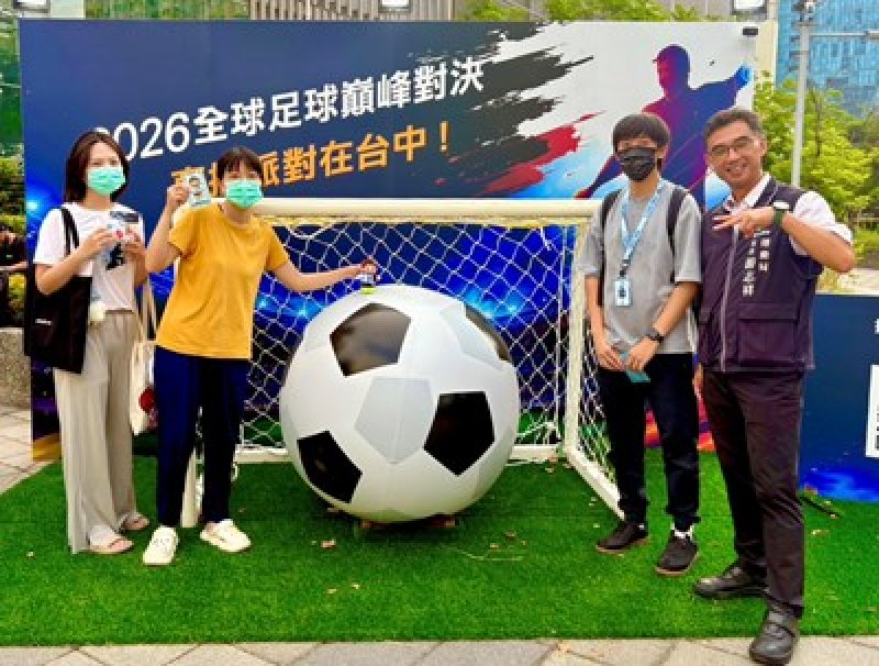 「創意拍照拿好禮」目前正馬不停蹄地展開第二波打卡抽獎活動。第二波的社群挑戰將於7月12日正式截止 「創意拍照拿好禮」目前正馬不停蹄地展開第二波打卡抽獎活動。第二波的社群挑戰將於7月12日正式截止