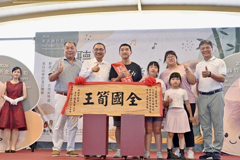全國筍王：青農江銘修榮獲全國產銷履歷組筍王，強調鬆土開挖和肥料管理的重要性。
