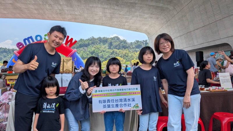 合作社介紹在地產品 現場熱鬧滾滾 合作社介紹在地產品 現場熱鬧滾滾